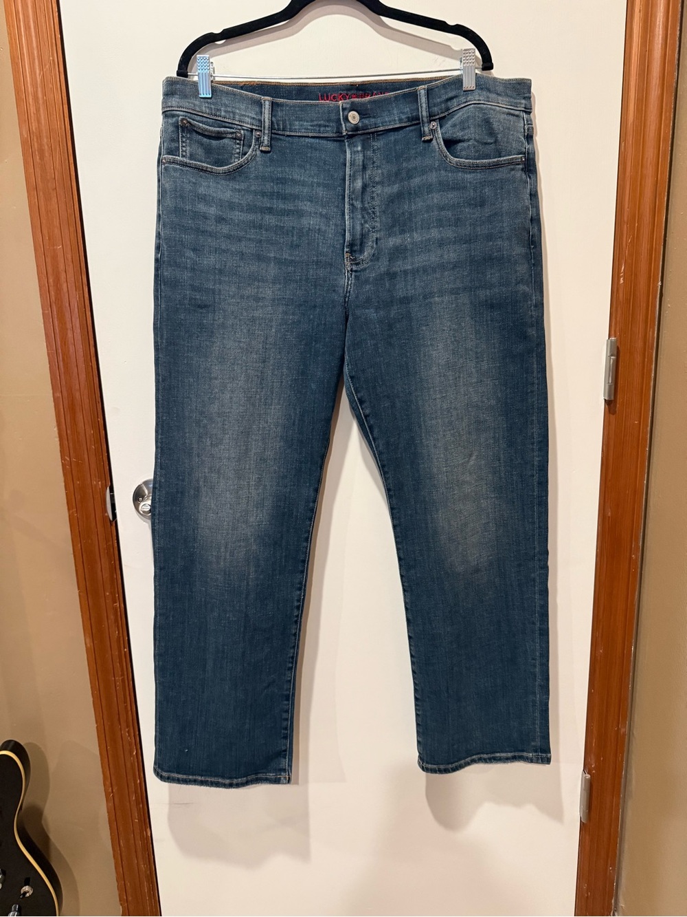 Lucky brand men’s stonewash denim